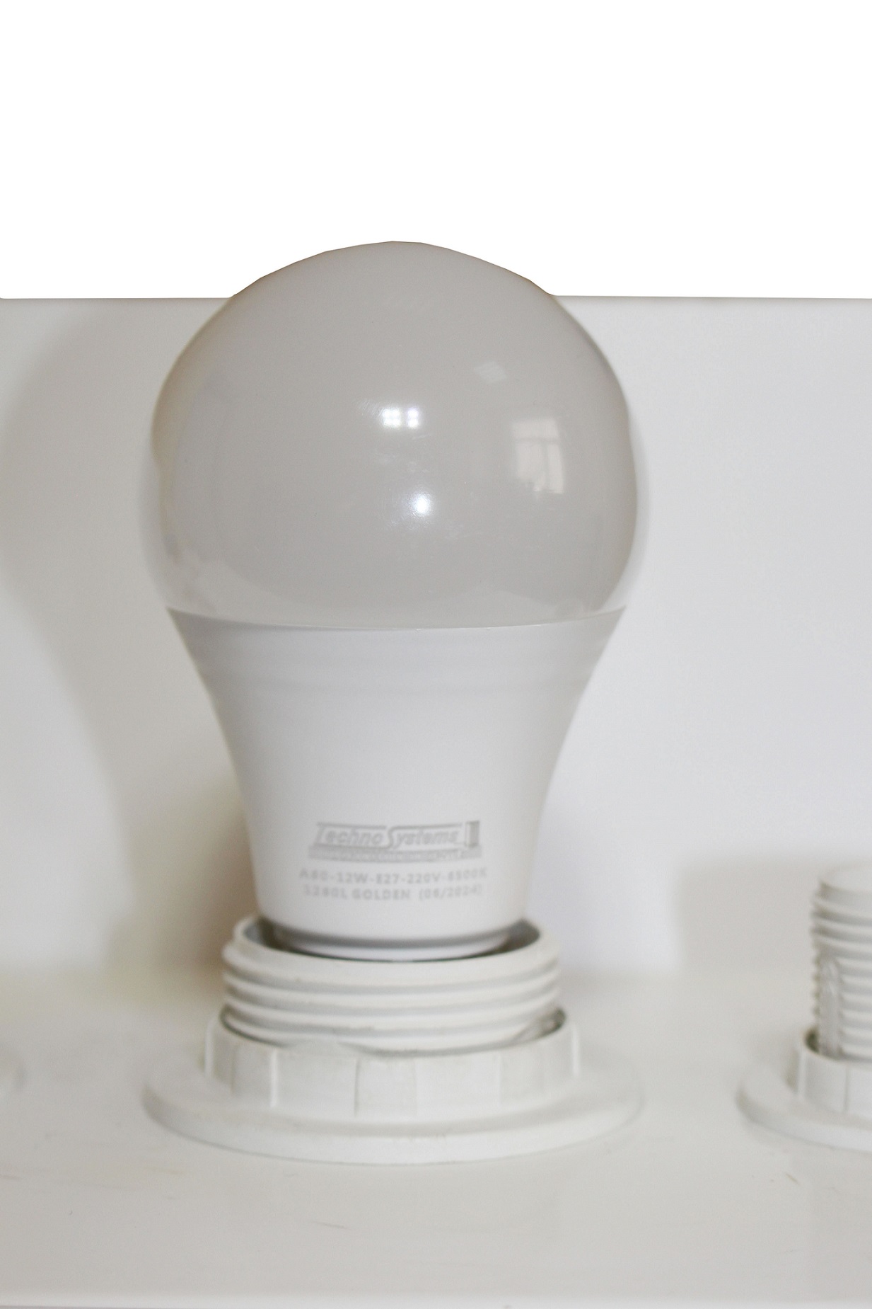 Лампа світлодіодна LED Bulb-A60-12W-E27-220V-6500K-1260 GOLDEN TNSy — изображение 4