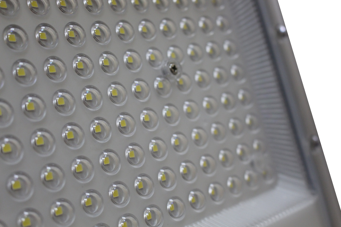 Прожектор LED 100W GOLDEN Slim 220V 11000Lm 6500K IP65 + ДР TNSy — изображение 4